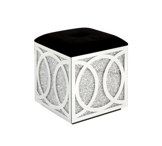 Noralie Ottoman W/Storage